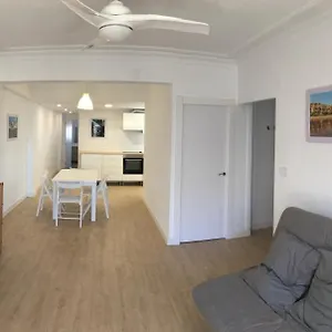 El Piso De Loly En San Juan: Alojamieno Low Cost Para 5 Apartamento San Juan Del Puerto